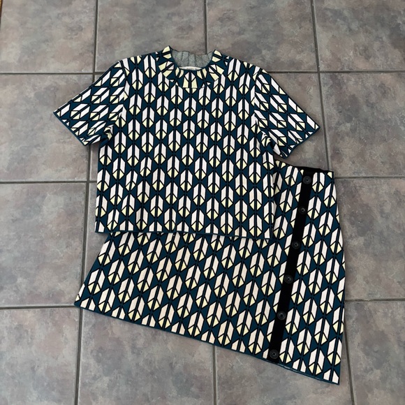 RACHEL Rachel Roy Dresses & Skirts - RACHEL Rachel Roy Blue and Cream Knit Top